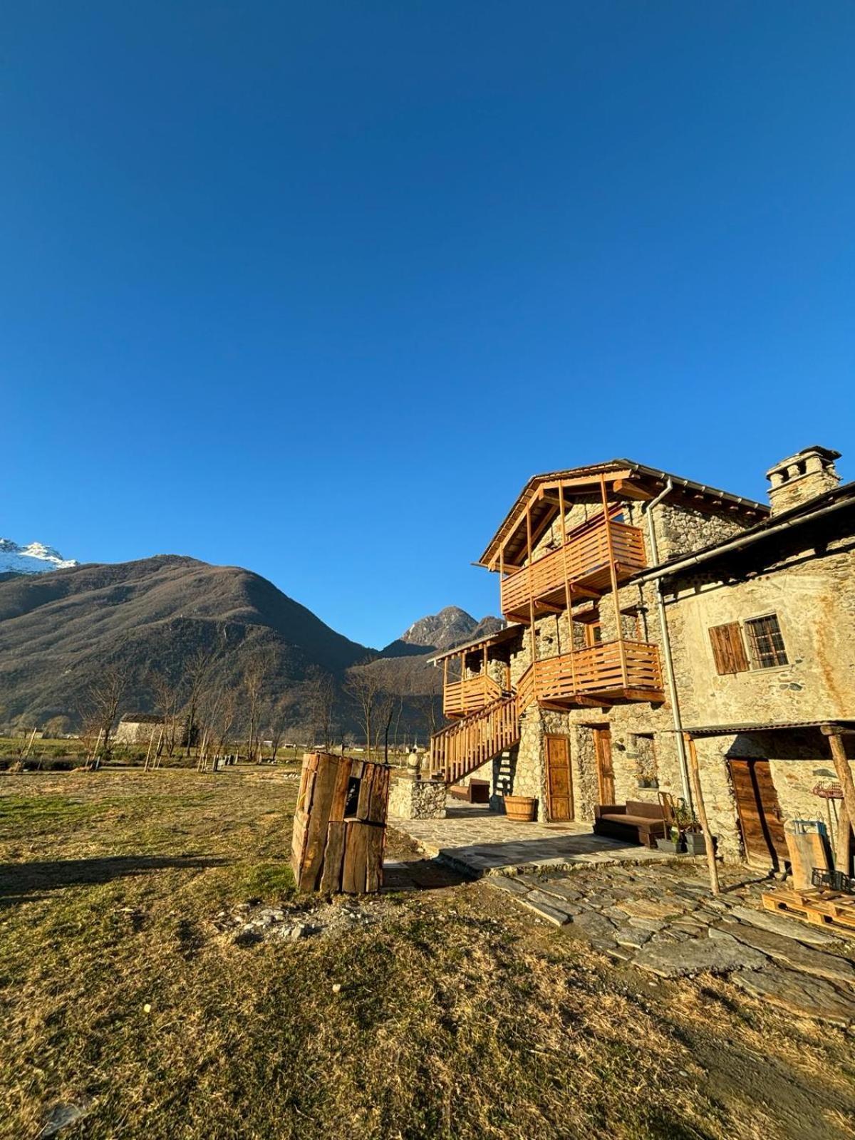 Chalet Valchiavenna San Cassiano Kültér fotó